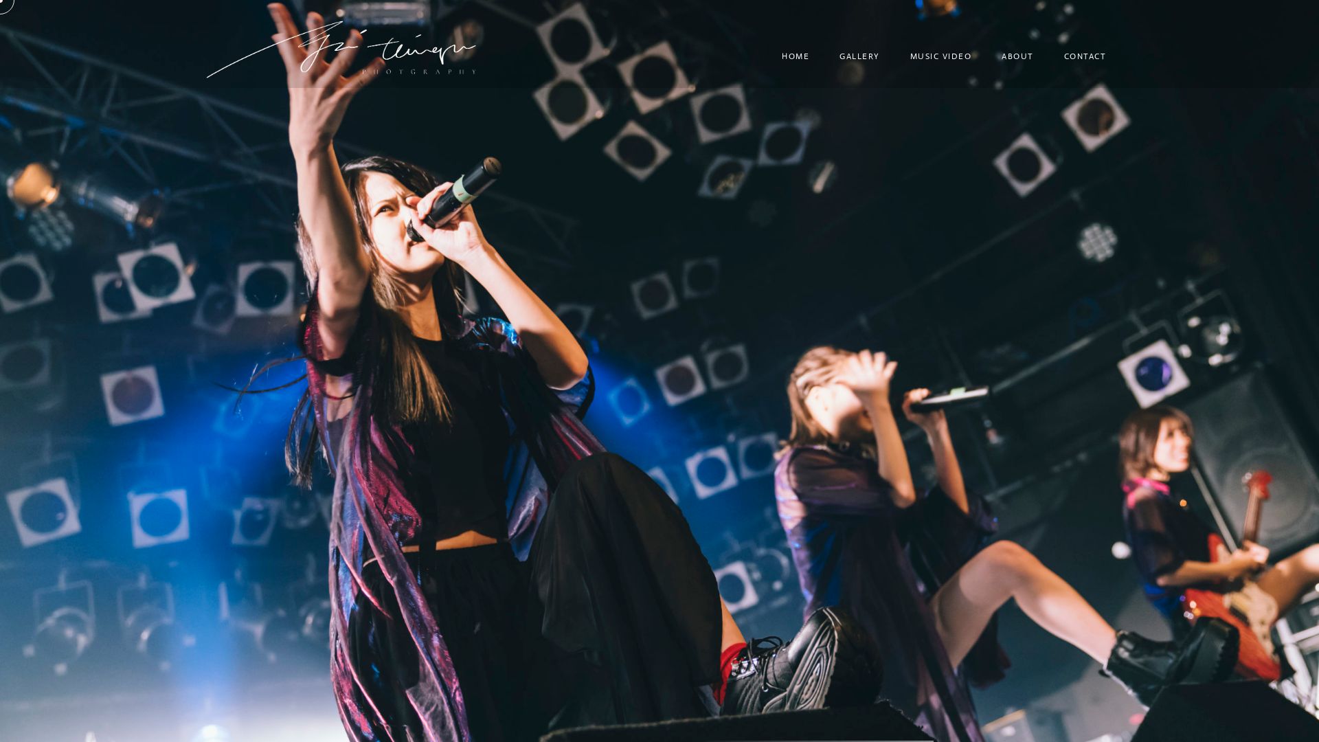 Stato del sito web yui-photograph.com è   ONLINE